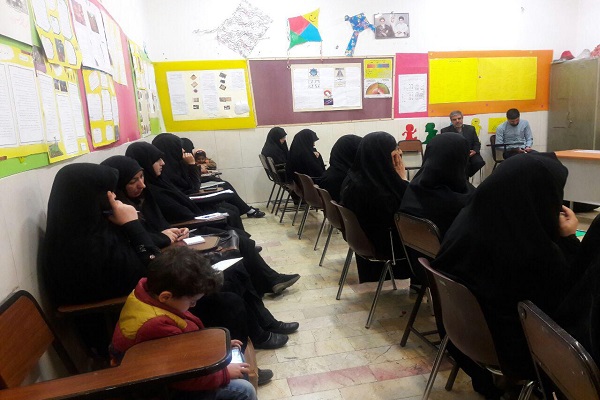 برپایی جلسه آموزش مباحث قرآنی در مهد قرآن کریم دولت آباد