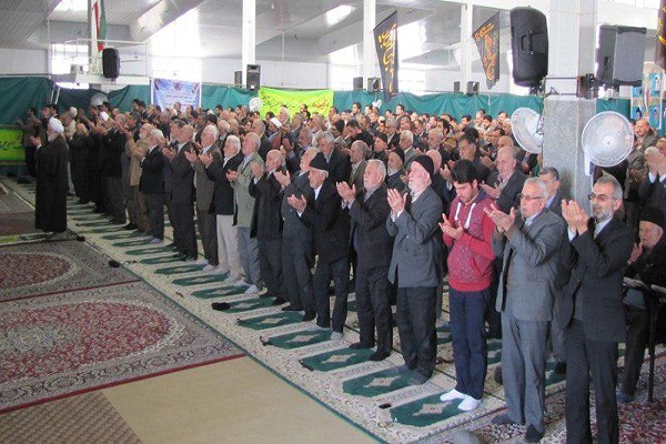 خرید کالای ایرانی متضمن سلامت اجتماعی و اقتصادی جامعه است/ پرهیز از مداحی سکولاریسمی