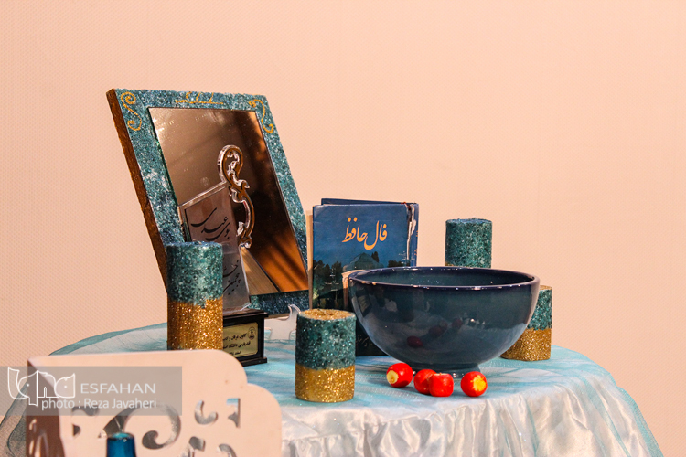 ششمین جشنواره سالانه شعر بوی