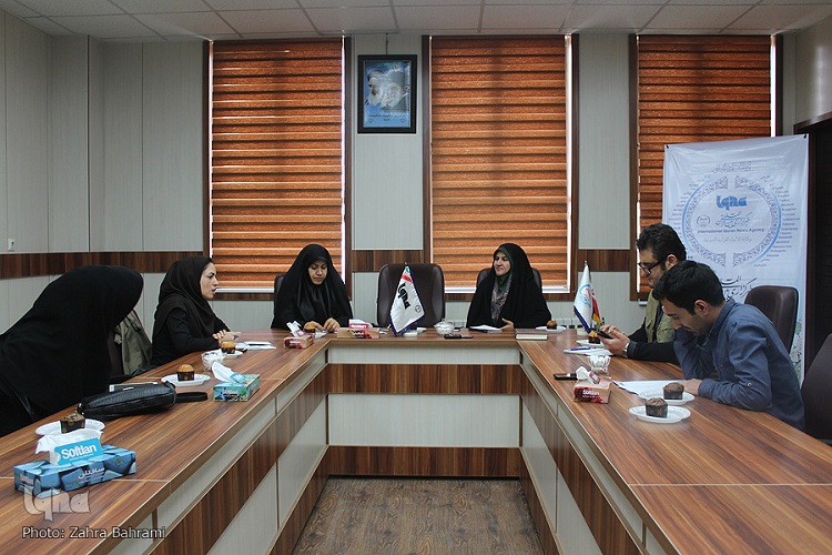 نشست «سبک زندگی در آرایشگاه بانوان» برگزار شد