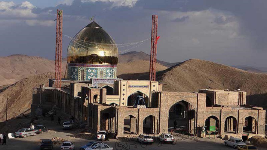 آستانه مبارکه بی بی زینب خاتون (س) در منطقه کاهی سربیشه