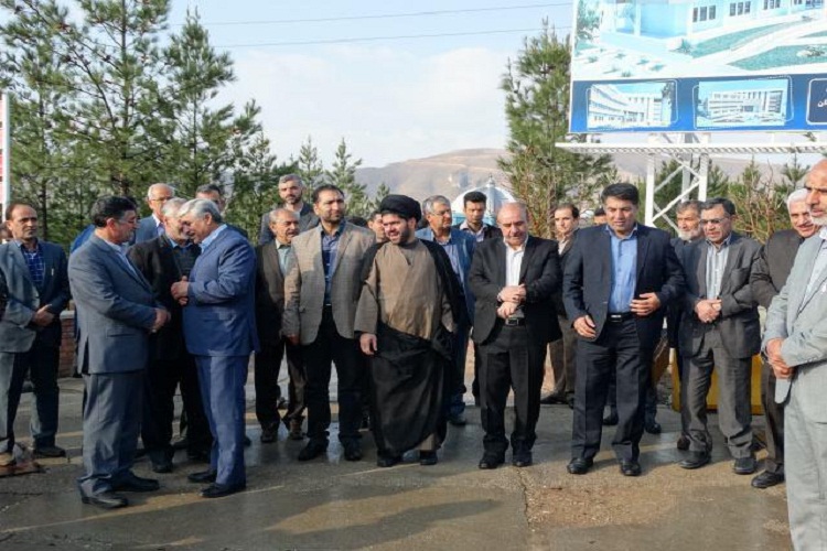 غرس 18 هزار نهال توسط دانش‌‌آموزان لرستانی