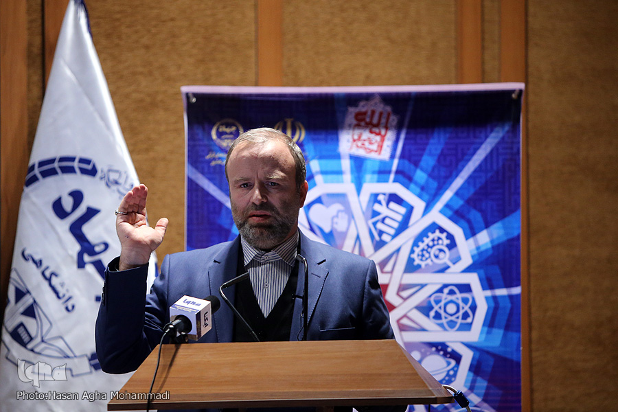 قرآن و تمدن اسلامی؛ نگاهی به نیاز امروز
