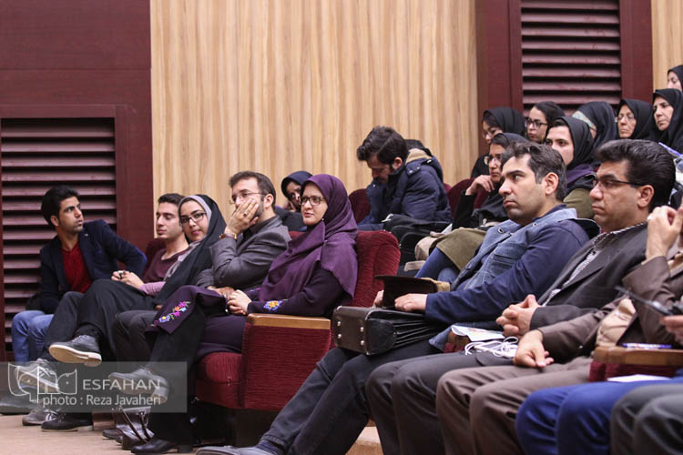 برنامه قانون اساسی از متن تا عمل