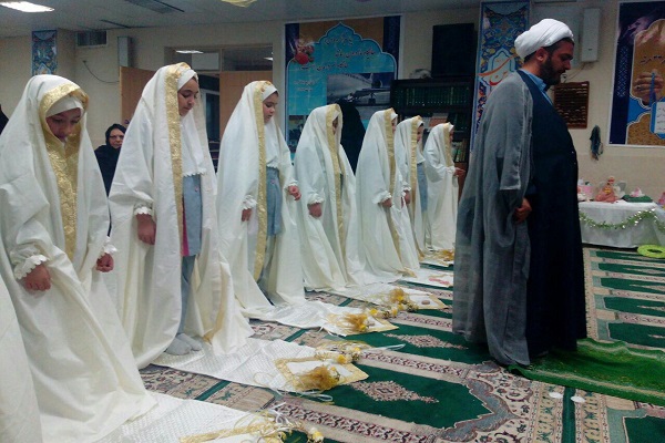 جشن عبادت مدرسه غیر انتفاعی قرآنی دین و دانش برگزار شد