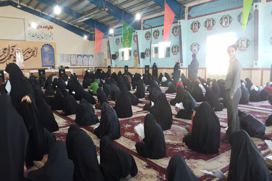 برگزاری آزمون حفظ قرآن در دانشگاه پیام‌نور کوهدشت + عکس