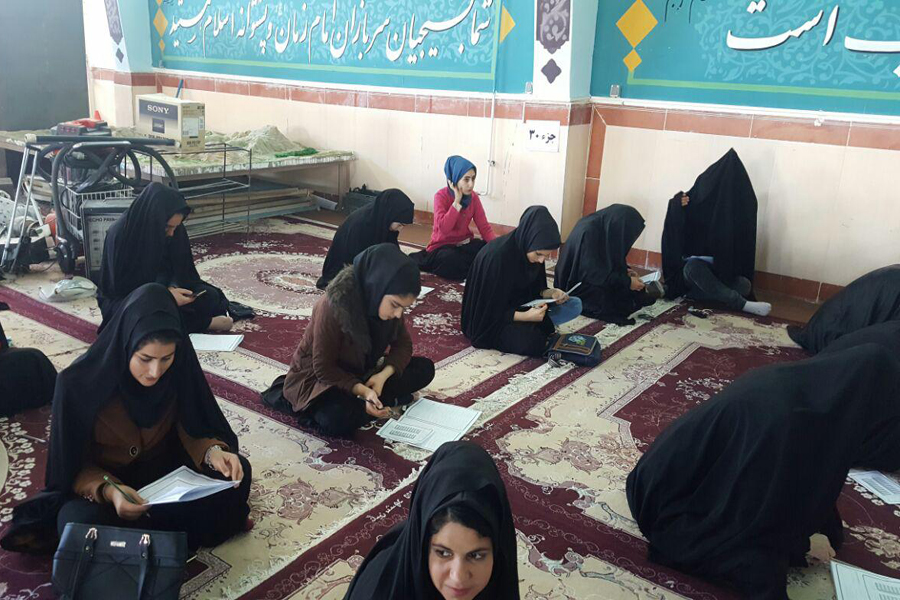 برگزاری آزمون حفظ قرآن در دانشگاه پیام‌نور کوهدشت + عکس