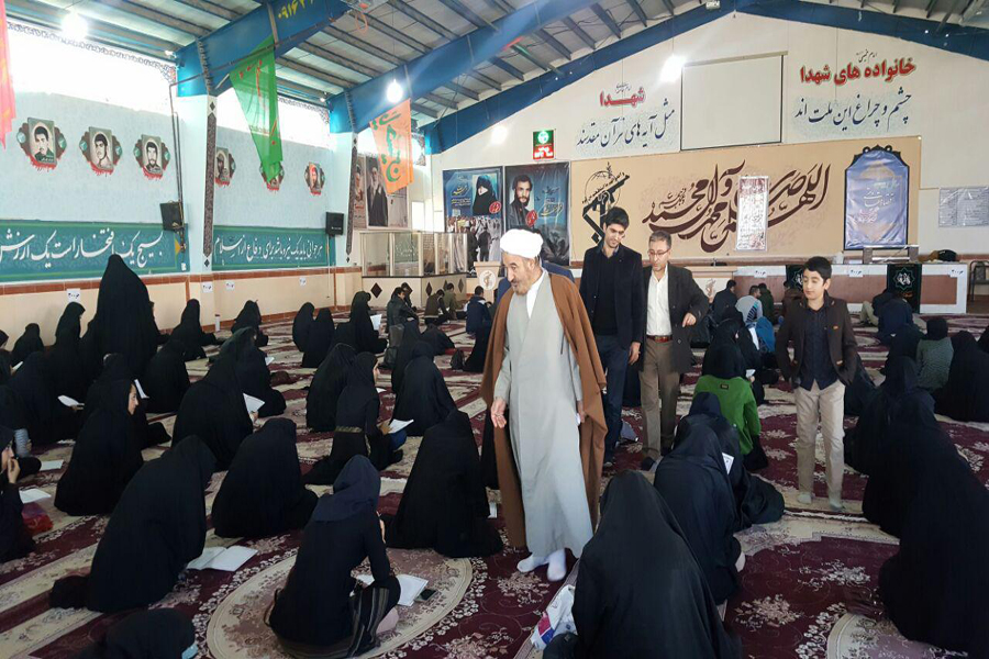 برگزاری آزمون حفظ قرآن در دانشگاه پیام‌نور کوهدشت + عکس
