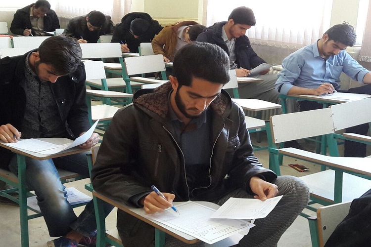 جشنواره قرآن و عترت در دانشکده علوم قرآنی خمین برگزار شد