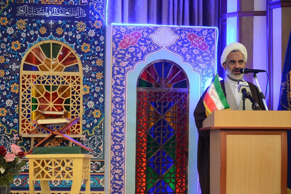 ادبیات غیرقرآنی مسئولان از نشانههای مهجوریت قرآنی/ بیان شاخصهای مهجوریت ادبیات غیرقرآنی مسئولان از نشانههای مهجوریت قرآنی/ بیان شاخصهای مهجوریت