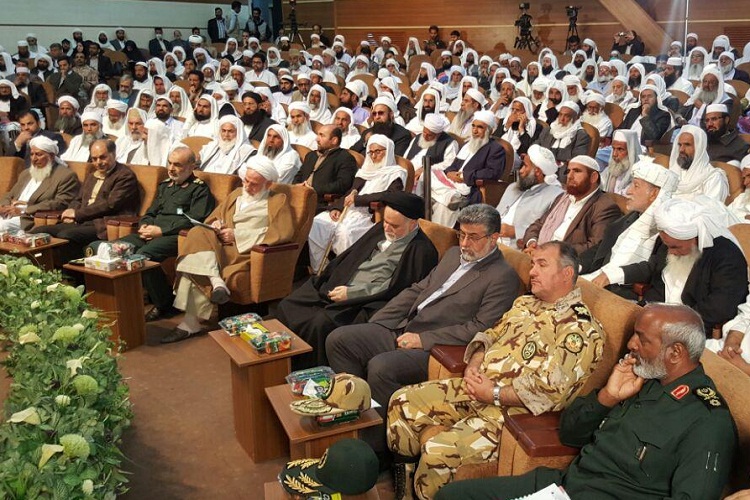 سمینار ائمه جمعه اهل سنت جنوب شرق کشور در زاهدان آغاز به‌کار کرد + عکس
