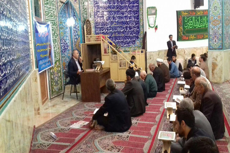 تجلیل از قرآن‌آموزان برتر مسجد علی دولتشاهی خرم‌آباد