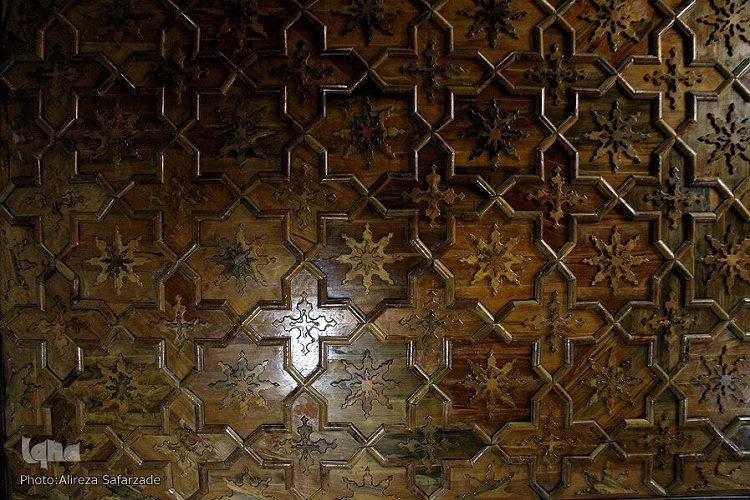 آماده ارسال ابو//////تلفیقی از معماری سنتی و اروپایی در خانه تاریخی ملک