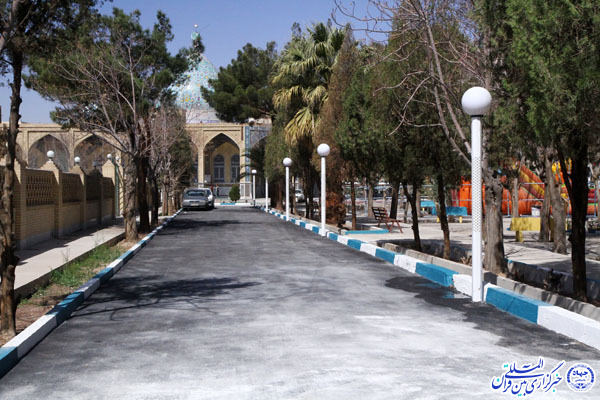 بازدید مدیرکل اوقاف از امامزاده سیدجعفر محمد(ع) یزد