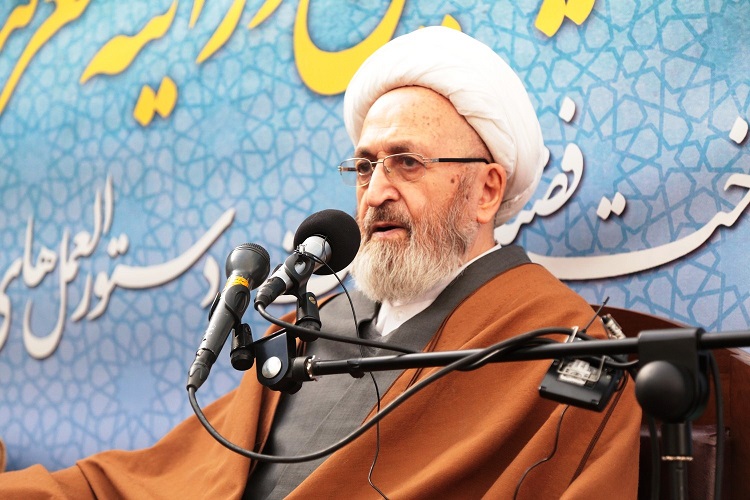 آیت‌الله العظمی سبحانی؛ مرجع پیشگام در آغاز دروس حوزه
