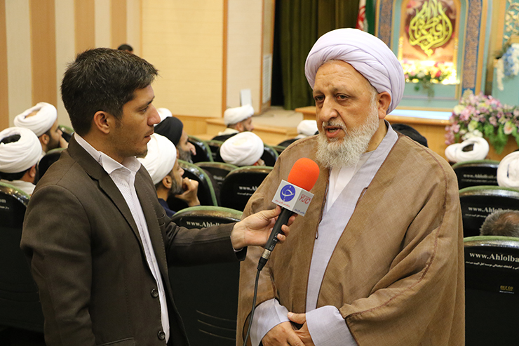 همایش روحانیت انقلابی- رهروان فاطمی
