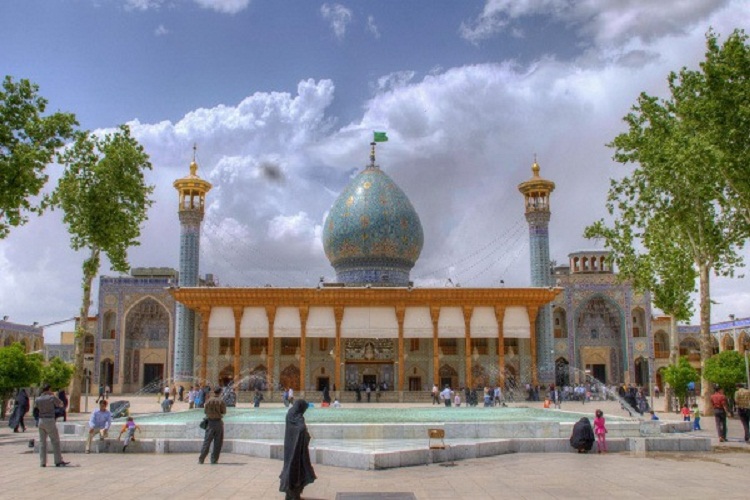بهار منحصر به فرد شیراز مشتاقان نوروزی را فرامی‌خواند/ مهد تمدن و فرهنگ ایران زمین؛ آماده میزبانی نوروز