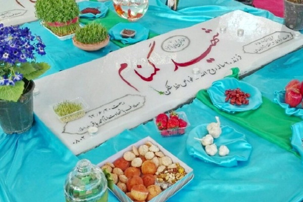 برگزاري مراسم تحويل سال نو در گلزارهاي شهداي استان