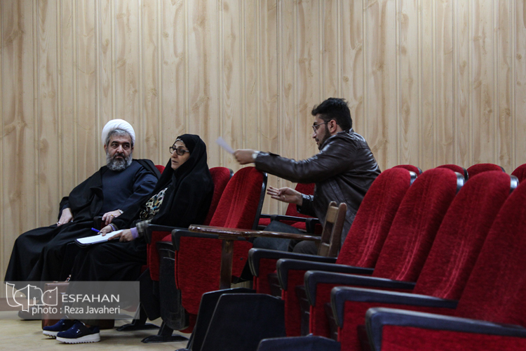 نشست هم اندیشی فعالان قرآنی دانشگاه اصفهان