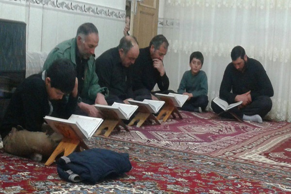 حضور نوجوانان قرآنی مؤسسه آل یاسین سجاس در جلسه تلاوت