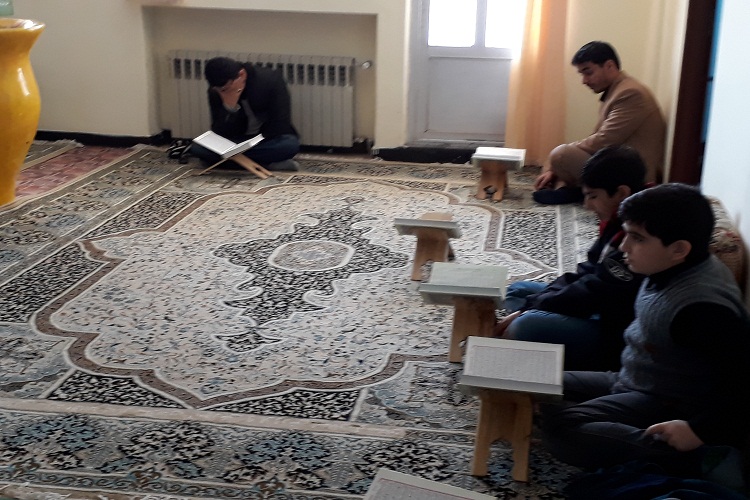 برگزاری تلاوت صبحگاهی در دارالقرآن شهیده نادی خرم‌آباد