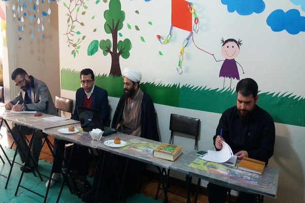 ششمین جلسه مدیران مؤسسات قرآنی شهرستان فردیس برگزار شد