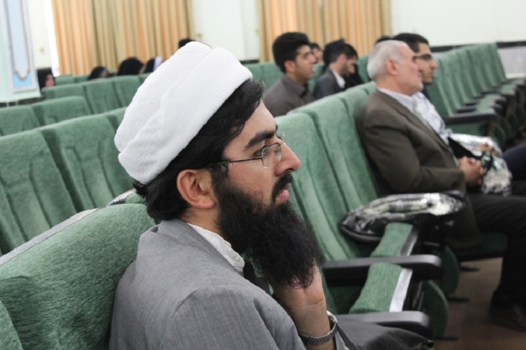 برگزاری همایش«سادات روحانی» در کردستان + عکس