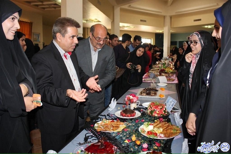 برگزاری جشنواره غذایی با شعار«تولید غذای سالم و سنتی» برای هزینه در راه امور خیریه دانشجویی