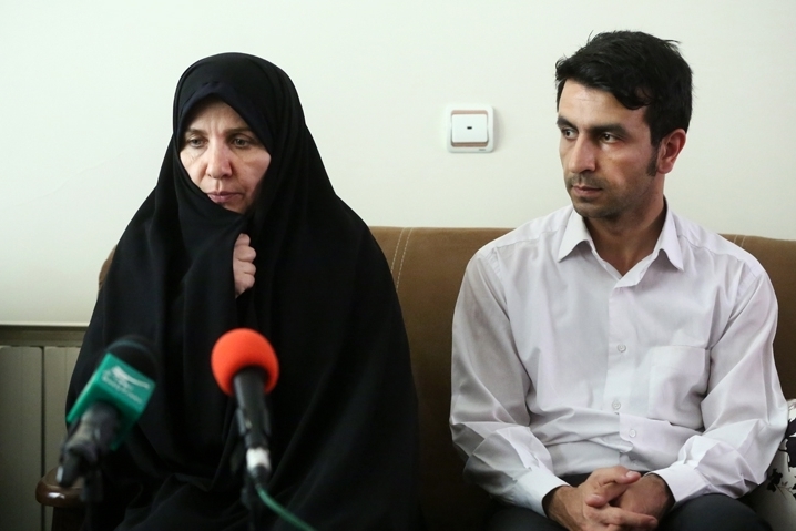 محله کن هنوز مشتاق صوت تلاوت مصطفی است محله کن هنوز مشتاق صوت تلاوت مصطفی است