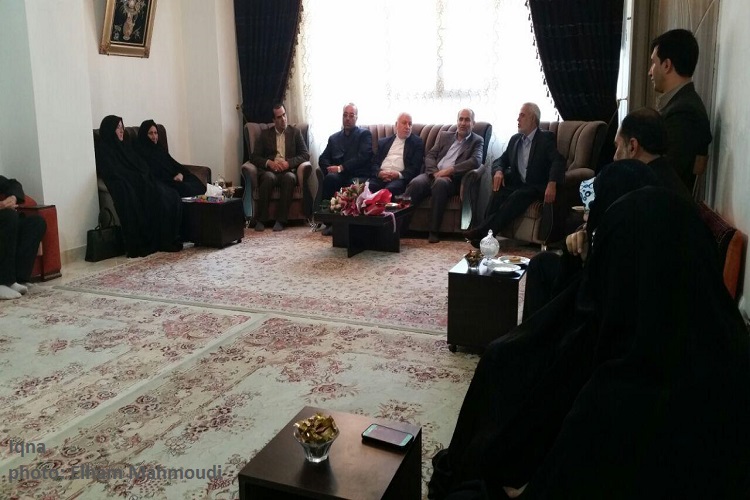 دیدار مدیران آموزش و پرورش آذربایجانشرقی با خانواده شهید مدافع حرم«صادق عدالتاکبری» دیدار مدیران آموزش و پرورش آذربایجانشرقی با خانواده شهید مدافع حرم«صادق عدالتاکبری»