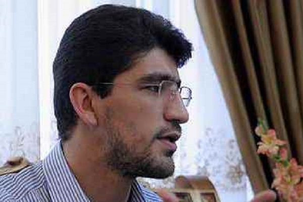 دومین نمونه لباس متحدالشکل قاریان و نظرات موافق و مخالف + عکس دومین نمونه لباس متحدالشکل قاریان و نظرات موافق و مخالف + عکس