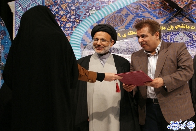 اعلام نفرات برتر سی‌ویکمین جشنواره قرانی مناطق 2 و 9 در سبزوار