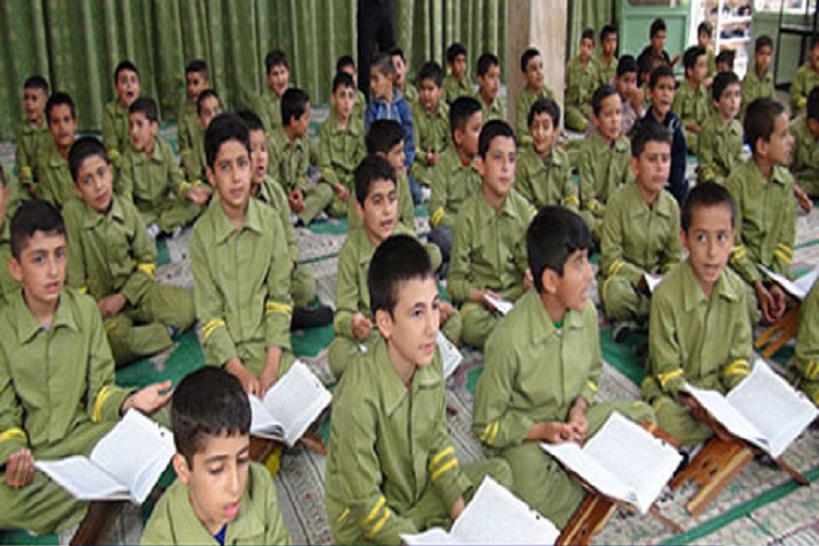 جشن شکرگزاری قرآن کریم در ساوه برگزار شد جشن شکرگزاری قرآن کریم در ساوه برگزار شد