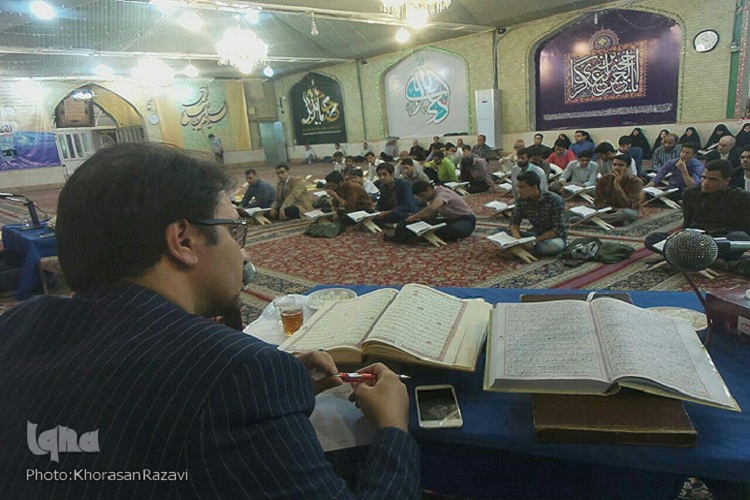 شانزدهمین تلاوت «شمیم وحی» به کرسی نشست