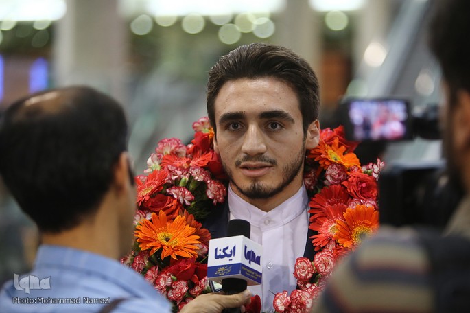 بازگشت «سیدمصطفی حسینی» به کشور/ تلاش برای رساندن توانایی قاری ایرانی به گوش جهانیان + عکس