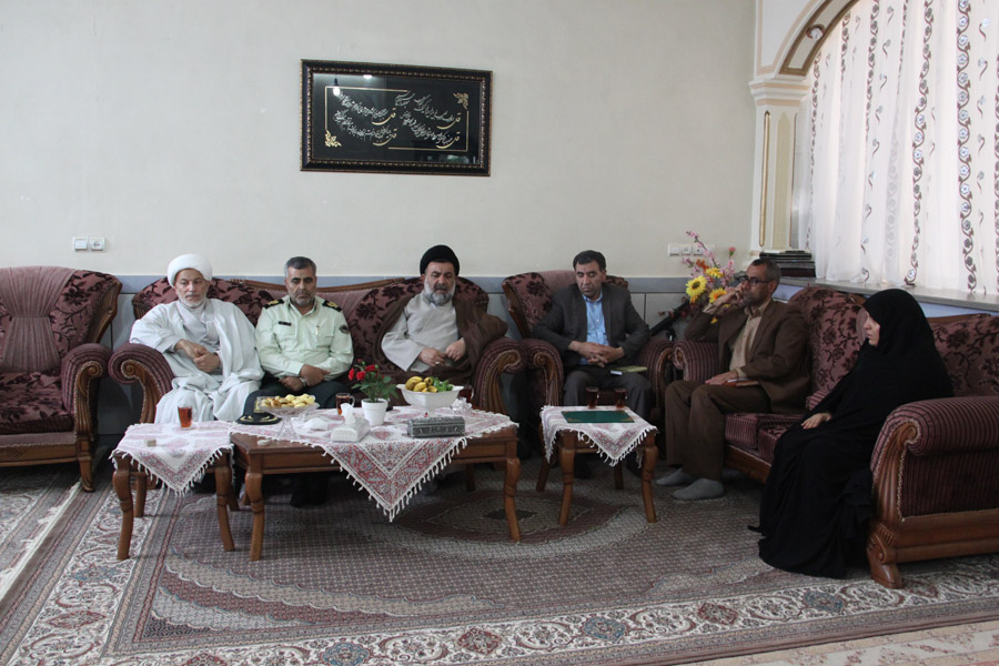 دیدار آیت‌الله میرعمادی با شهید زنده لرستانی