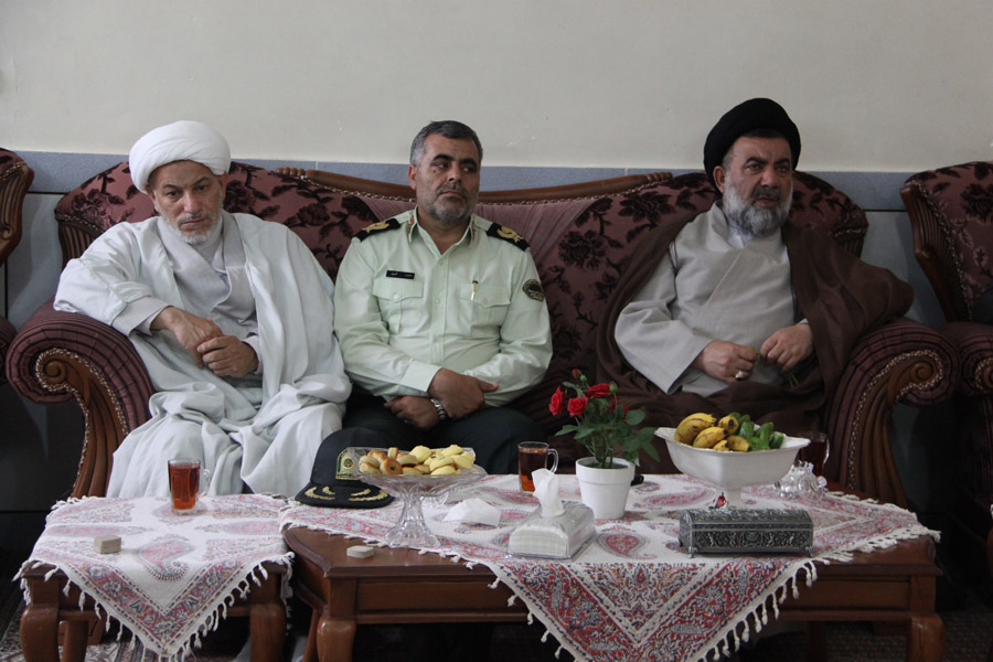 دیدار آیت‌الله میرعمادی با شهید زنده لرستانی