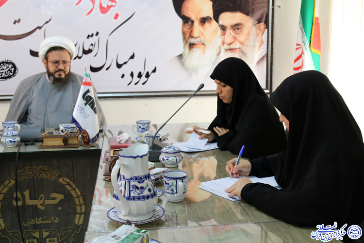 دغدغهها و درخواستهای جوانان قرآنی یزد از مسئولان+عکس دغدغهها و درخواستهای جوانان قرآنی یزد از مسئولان+عکس