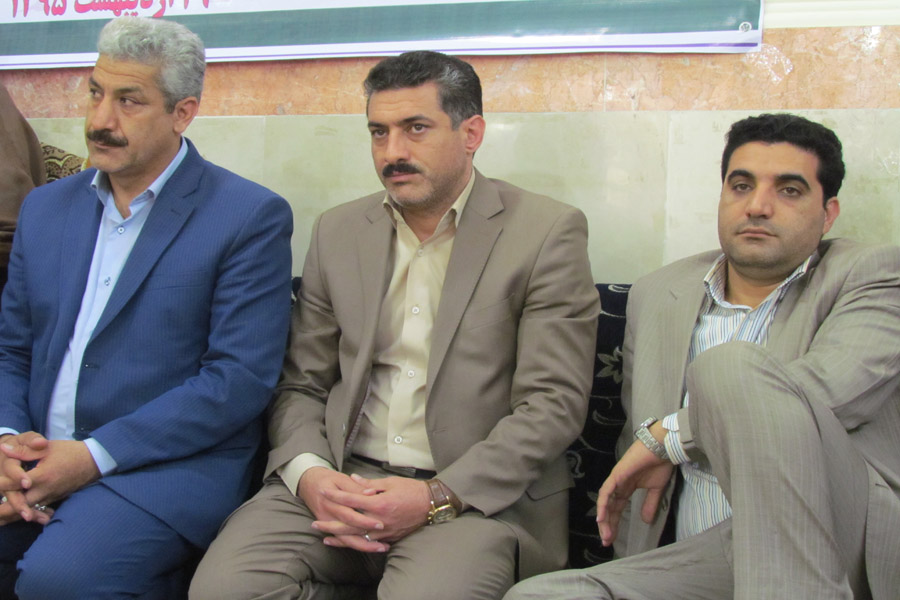 نشست اعضای مجمع مشورتی جوانان دفتر نماینده ولی‌فقیه در استان لرستان برگزار شد.