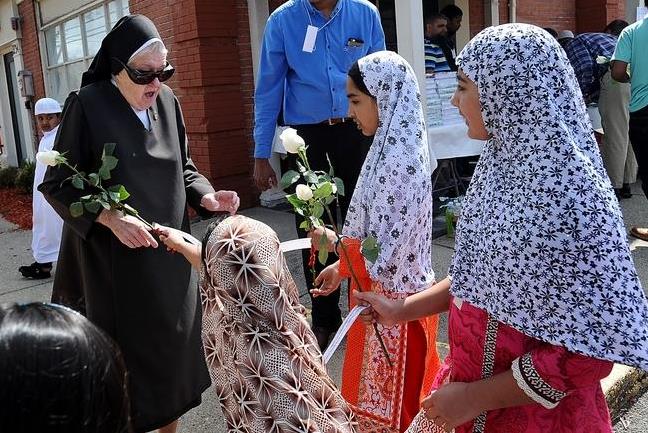 مسجد بشیر در آمریکا میزبان غیرمسلمانان شد