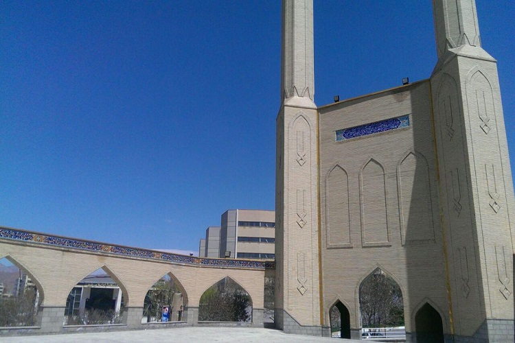 قاب اعتکاف از خاک تا افلاک