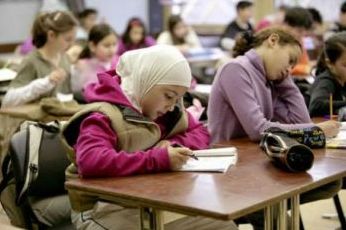 دانش‌آموزان مسلمان آمریکا تحت مراقبت وزارت آموزش