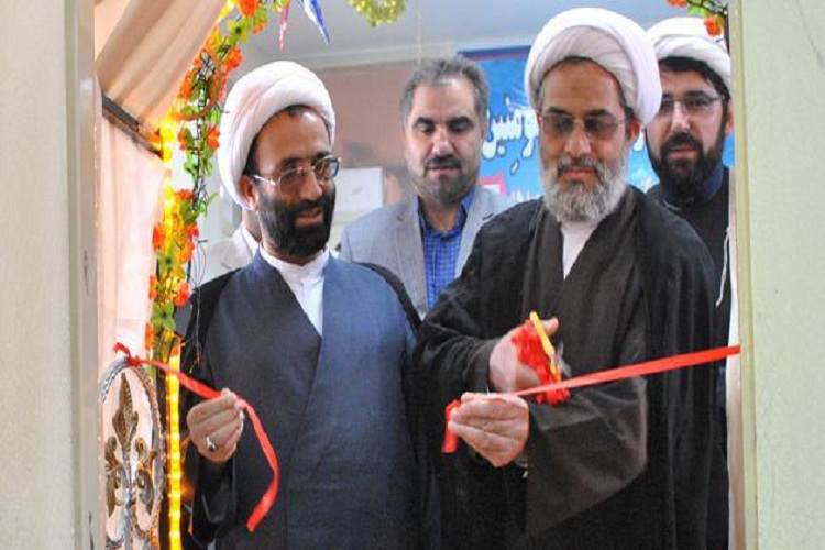 افتتاح دومین نمایشگاه تخصصی قرآن در شهرگل ایران افتتاح دومین نمایشگاه تخصصی قرآن در شهرگل ایران