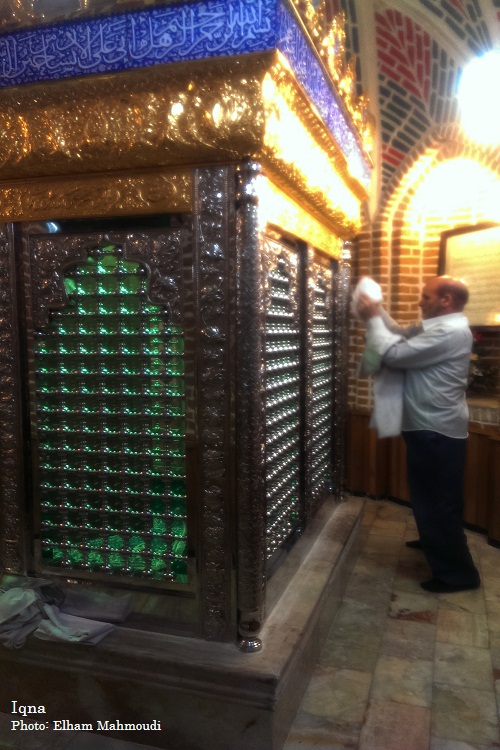 آستان مقدس امامزاده سیدجمال‌بن موسی‌بن جعفر(ع) غبارروبی شد