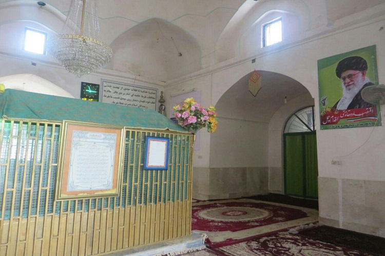 امامزاده سیدهادی(ع)؛ نگینی در دل کویر