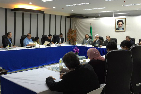 تصاویری از میزگرد «انقلاب اسلامی و بازتاب جهانی» در فیلیپین