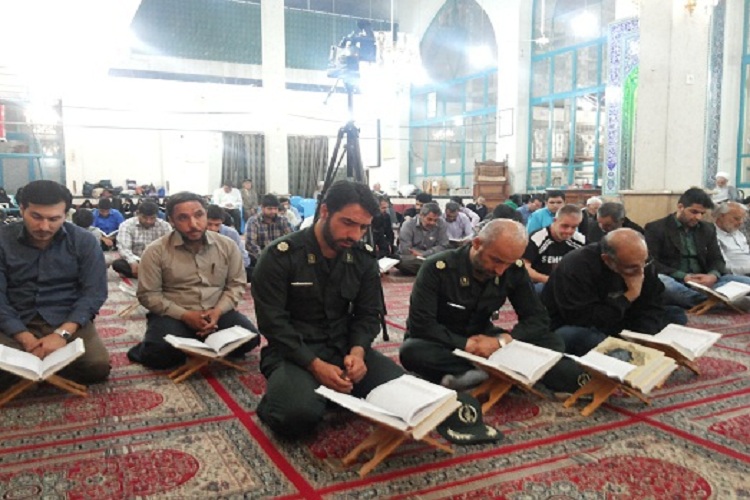 محفل انس با قرآن کریم در شهر زاویه برگزار شد
