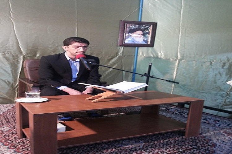 محفل انس با قرآن کریم در شهر زاویه برگزار شد