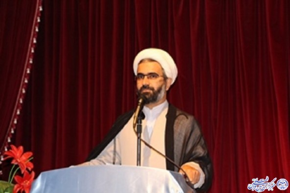 لزوم نهادینه کردن فرهنگ قرآنی در جامعه