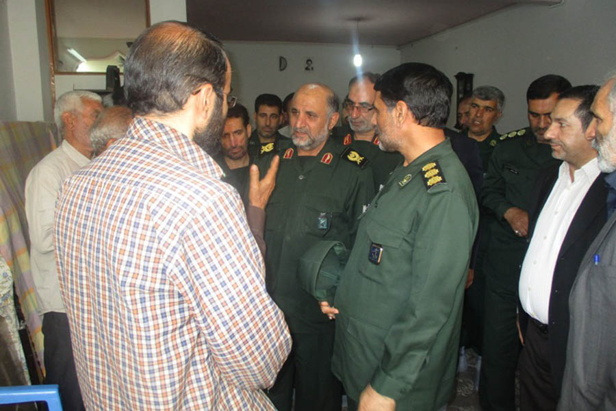 دیدار مسئولان سپاه لرستان با خانواده شهید مدافع حرم